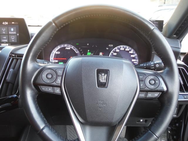 クラウンハイブリッド ＲＳアドバンス　黒革・シートヒーター・ベンチレータ・ステアリングヒーター・純正Ｂｌｕｅｔｏｏｔｈ対応フルセグナビ・バックカメラ・ＥＴＣ・ＢＳＭ・ＨＵＤ・３連ＬＥＤヘッド・４本出しマフラー・ＰＵＳＨスタート・スマートキ（24枚目）