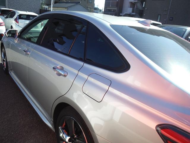 クラウンハイブリッド トヨタ純正フルセグナビ・パノラミッビューモニター・ハーフレザーシート・シートヒーター&ステリングヒーター・F/Rドラレコ・ETC・HUD・BSM・TOYOTAセーフティセンス・3眼LEDヘッド(9枚目)