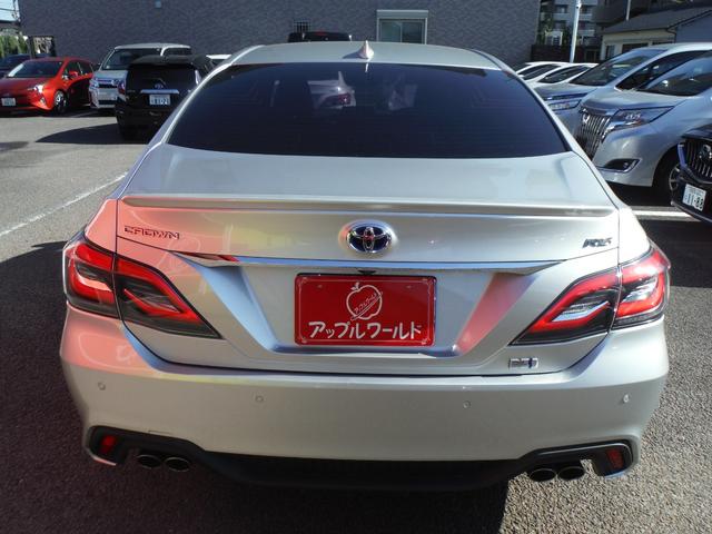 クラウンハイブリッド トヨタ純正フルセグナビ・パノラミッビューモニター・ハーフレザーシート・シートヒーター&ステリングヒーター・F/Rドラレコ・ETC・HUD・BSM・TOYOTAセーフティセンス・3眼LEDヘッド(10枚目)