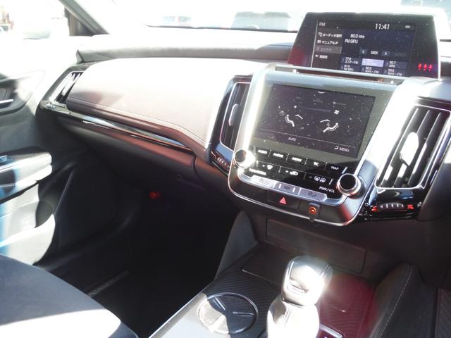クラウンハイブリッド トヨタ純正フルセグナビ・パノラミッビューモニター・ハーフレザーシート・シートヒーター&ステリングヒーター・F/Rドラレコ・ETC・HUD・BSM・TOYOTAセーフティセンス・3眼LEDヘッド(21枚目)