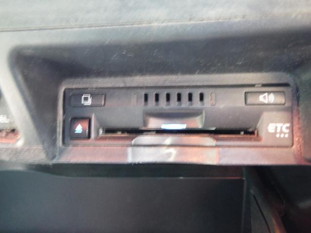 クラウンハイブリッド トヨタ純正フルセグナビ・パノラミッビューモニター・ハーフレザーシート・シートヒーター&ステリングヒーター・F/Rドラレコ・ETC・HUD・BSM・TOYOTAセーフティセンス・3眼LEDヘッド(29枚目)