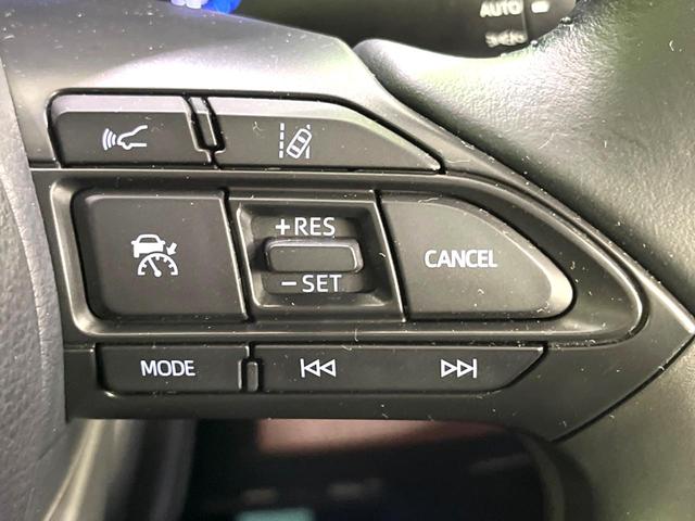 ヤリスクロス ハイブリッドＺ　純正ディスプレイオーディオ　バックカメラ　ｂｌｕｅｔｏｏｔｈ　ドラレコ　ＥＴＣ　ＬＥＤヘッド　禁煙車　レーダークルーズコントロール　オートライト　オートエアコン　スマートキー　電動格納ミラー（5枚目）