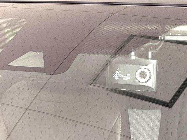 ヤリスクロス ハイブリッドＺ　純正ディスプレイオーディオ　バックカメラ　ｂｌｕｅｔｏｏｔｈ　ドラレコ　ＥＴＣ　ＬＥＤヘッド　禁煙車　レーダークルーズコントロール　オートライト　オートエアコン　スマートキー　電動格納ミラー（6枚目）