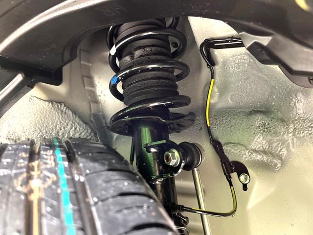 ムーヴキャンバス ストライプスＧ　禁煙車　両側電動スライドドア　シートヒーター　衝突軽減装置　クリアランスソナー　オートハイビーム　オートライト　カップホルダーヒーター　ＬＥＤヘッドライト／フォグライト（24枚目）