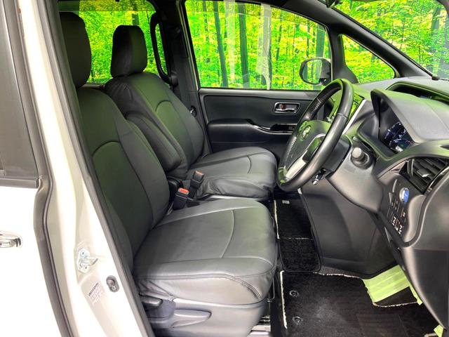 ヴォクシー ハイブリッドZS 煌II 両側電動ドア 純正9型ナビ バックカメラ 両側電動スライドドア 禁煙車 コーナーセンサー スマートキー LEDヘッド ETC2.0 クルコン オートハイビーム オートライト オートエアコン(8枚目)