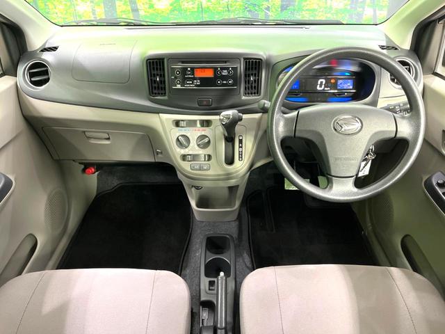 ミライース X SA 衝突軽減 アイドリングストップ 電動格納ミラー バニティミラー 横滑り防止装置 ヘッドライドレベライザー シガーソケット 純正14インチアル三ホイール プライバシーガラス ドアバイザー(2枚目)