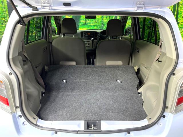 ミライース X SA 衝突軽減 アイドリングストップ 電動格納ミラー バニティミラー 横滑り防止装置 ヘッドライドレベライザー シガーソケット 純正14インチアル三ホイール プライバシーガラス ドアバイザー(10枚目)