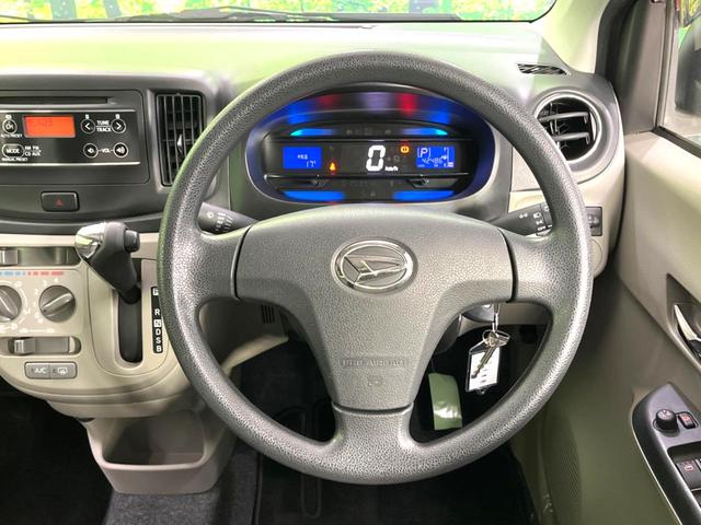 ミライース X SA 衝突軽減 アイドリングストップ 電動格納ミラー バニティミラー 横滑り防止装置 ヘッドライドレベライザー シガーソケット 純正14インチアル三ホイール プライバシーガラス ドアバイザー(11枚目)