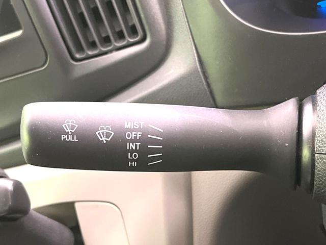 ミライース X SA 衝突軽減 アイドリングストップ 電動格納ミラー バニティミラー 横滑り防止装置 ヘッドライドレベライザー シガーソケット 純正14インチアル三ホイール プライバシーガラス ドアバイザー(30枚目)