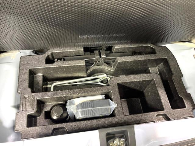 ミライース X SA 衝突軽減 アイドリングストップ 電動格納ミラー バニティミラー 横滑り防止装置 ヘッドライドレベライザー シガーソケット 純正14インチアル三ホイール プライバシーガラス ドアバイザー(41枚目)