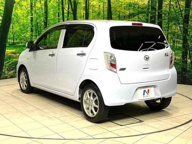 ミライース X SA 衝突軽減 アイドリングストップ 電動格納ミラー バニティミラー 横滑り防止装置 ヘッドライドレベライザー シガーソケット 純正14インチアル三ホイール プライバシーガラス ドアバイザー(50枚目)