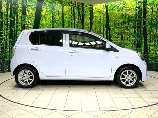 ミライース X SA 衝突軽減 アイドリングストップ 電動格納ミラー バニティミラー 横滑り防止装置 ヘッドライドレベライザー シガーソケット 純正14インチアル三ホイール プライバシーガラス ドアバイザー(53枚目)