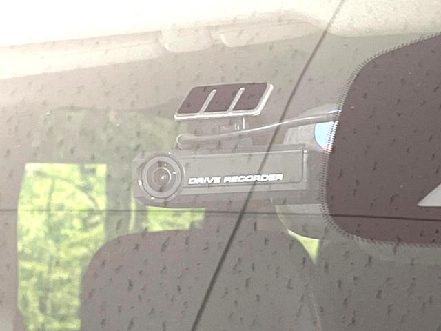 セレナ ハイウェイスター 電動スライドドア 純正9型ナビ バックカメラ bluetooth フルセグ ドラレコ ETC 禁煙車 クルーズコントロール オートライト オートエアコン スマートキー 電動格納ミラー(5枚目)