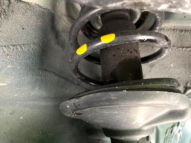 エブリイ ＰＡリミテッド　衝突軽減　コーナーセンサー　車線逸脱警報　アイドリングストップ　横滑り防止装置　ヘッドライドレベライザー　シガーソケット　プライバシーガラス　パワーウィンドウ（20枚目）