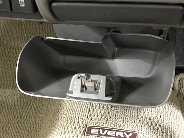 エブリイ ＰＡリミテッド　衝突軽減　コーナーセンサー　車線逸脱警報　アイドリングストップ　横滑り防止装置　ヘッドライドレベライザー　シガーソケット　プライバシーガラス　パワーウィンドウ（48枚目）