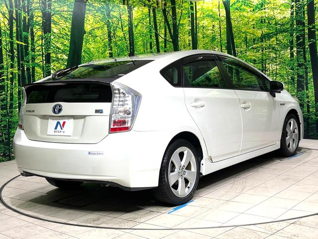 プリウス Sツーリングセレクション SDナビ ETC スマートキー HIDヘッドライト HIDフォグライト クルーズコントロール ステアリングスイッチ オートエアコン 純正17インチアルミホイール CD再生 地デジ オートライト(17枚目)