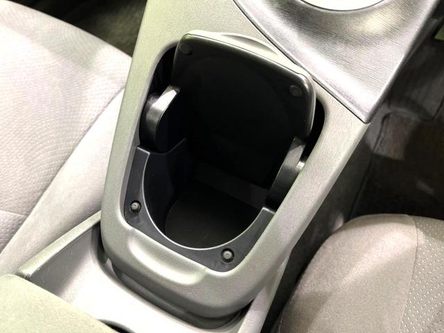 プリウス Sツーリングセレクション SDナビ ETC スマートキー HIDヘッドライト HIDフォグライト クルーズコントロール ステアリングスイッチ オートエアコン 純正17インチアルミホイール CD再生 地デジ オートライト(41枚目)