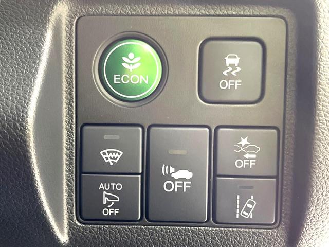 ヴェゼル ハイブリッドRS・ホンダセンシング 純正SDナビ バックカメラ 衝突被害軽減システム レーダークルーズ 禁煙車 ドラレコ コーナーセンサー スマートキー LEDヘッド ビルトインETC 車線逸脱警報 オートライト デュアルエアコン(35枚目)