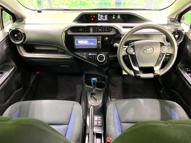 アクア S 純正ナビ バックカメラ 衝突軽減 禁煙車 ドラレコ ETC2.0 オートエアコン Bluetooth フルセグ オートマチックハイビーム 横滑り防止装置 ドアバイザー プライバシーガラス(2枚目)