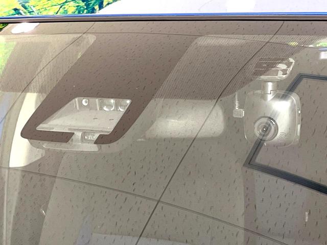 アクア S 純正ナビ バックカメラ 衝突軽減 禁煙車 ドラレコ ETC2.0 オートエアコン Bluetooth フルセグ オートマチックハイビーム 横滑り防止装置 ドアバイザー プライバシーガラス(3枚目)