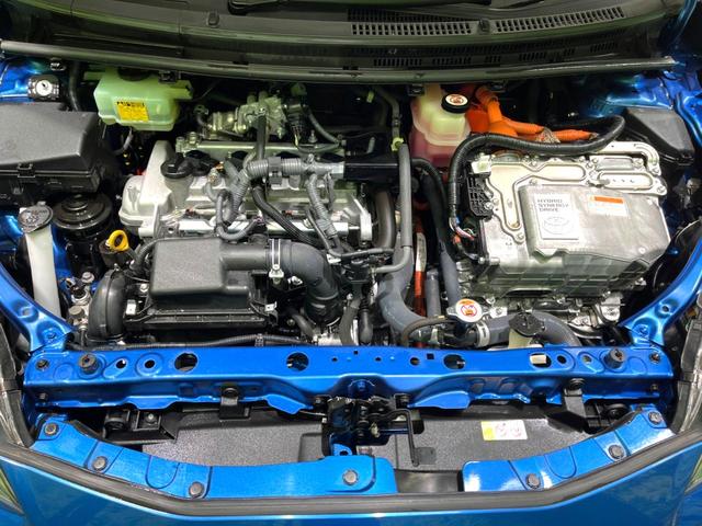 アクア S 純正ナビ バックカメラ 衝突軽減 禁煙車 ドラレコ ETC2.0 オートエアコン Bluetooth フルセグ オートマチックハイビーム 横滑り防止装置 ドアバイザー プライバシーガラス(18枚目)