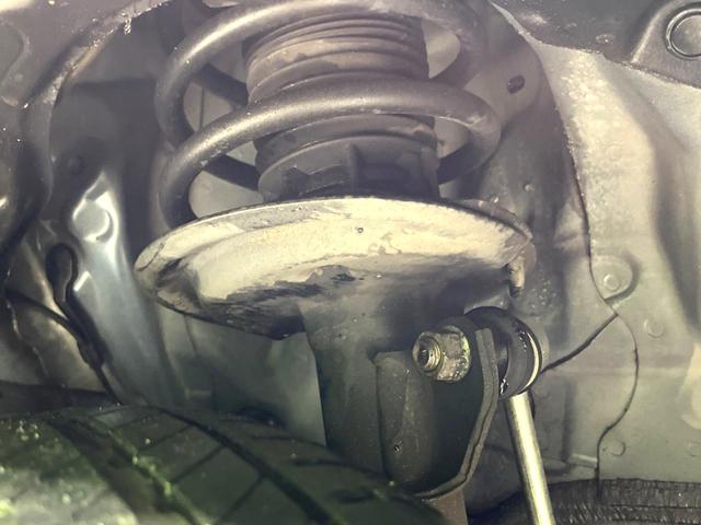 アクア S 純正ナビ バックカメラ 衝突軽減 禁煙車 ドラレコ ETC2.0 オートエアコン Bluetooth フルセグ オートマチックハイビーム 横滑り防止装置 ドアバイザー プライバシーガラス(20枚目)