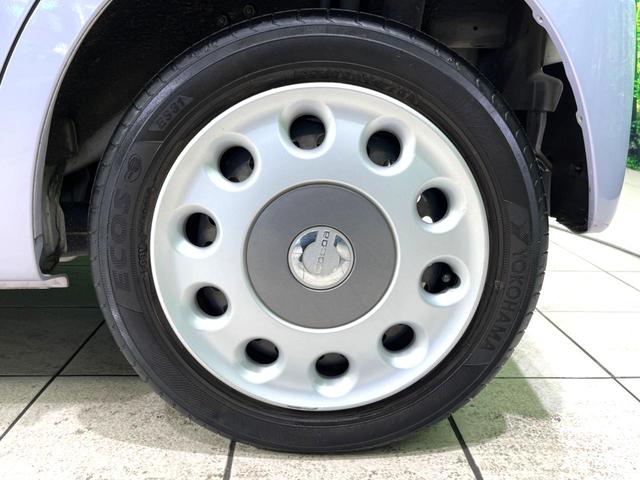 ミラココア ココアプラスX 禁煙車 スマートキー HIDヘッド オートエアコン CD再生 電動格納ミラー 衝突安全ボディー 横滑り防止装置 アイドリングストップ ルーフレール バニティーミラー ベンチシート 盗難防止システム(28枚目)