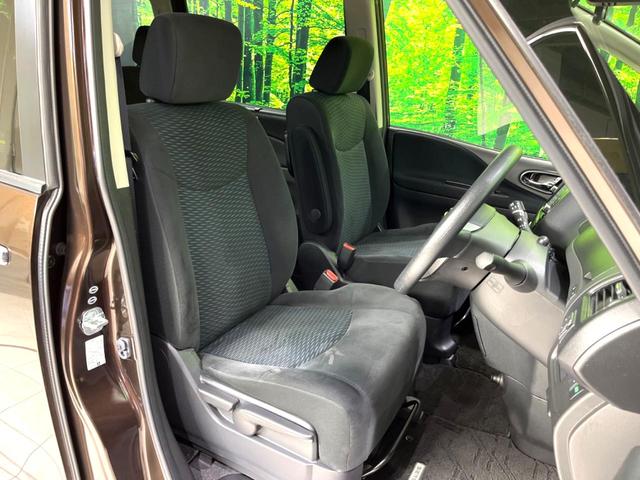 セレナ 20X Vセレクション+セーフティ S-ハイブリッド 後席モニター 両側電動スライドドア 純正8型ナビ 全周囲カメラ 衝突被害軽減システム 禁煙車 ドラレコ コーナーセンサー LEDヘッド ビルトインETC クルコン オートライト リアエアコン(8枚目)