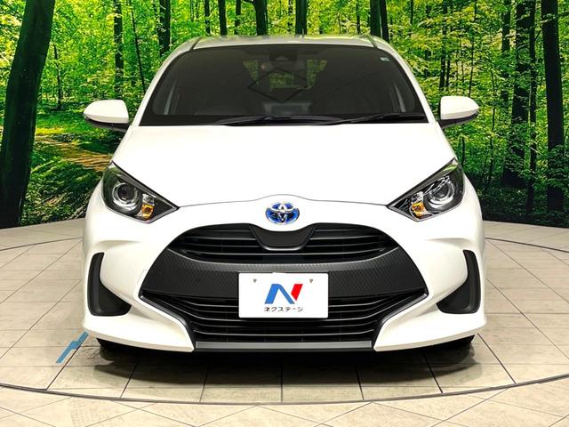 ヤリス ハイブリッドＸ　バックカメラ　衝突被害軽減システム　レーダークルーズ　禁煙車　ビルトインＥＴＣ　車線逸脱警報　オートライト　オートエアコン　Ｂｌｕｅｔｏｏｔｈ（17枚目）