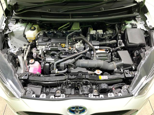 ヤリス ハイブリッドＸ　バックカメラ　衝突被害軽減システム　レーダークルーズ　禁煙車　ビルトインＥＴＣ　車線逸脱警報　オートライト　オートエアコン　Ｂｌｕｅｔｏｏｔｈ（19枚目）