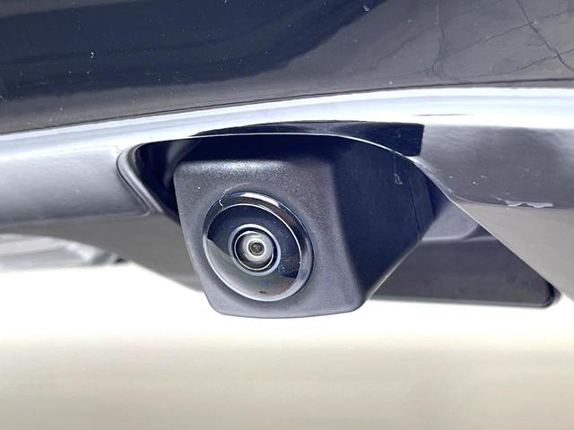 ヤリス ハイブリッドＸ　バックカメラ　衝突被害軽減システム　レーダークルーズ　禁煙車　ビルトインＥＴＣ　車線逸脱警報　オートライト　オートエアコン　Ｂｌｕｅｔｏｏｔｈ（34枚目）