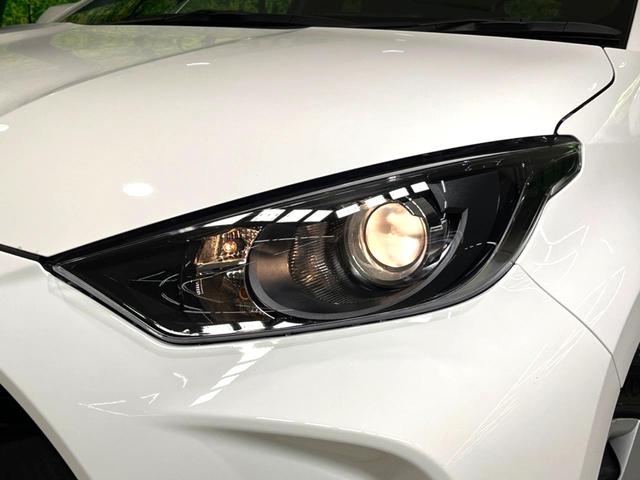 ヤリス ハイブリッドＸ　バックカメラ　衝突被害軽減システム　レーダークルーズ　禁煙車　ビルトインＥＴＣ　車線逸脱警報　オートライト　オートエアコン　Ｂｌｕｅｔｏｏｔｈ（36枚目）