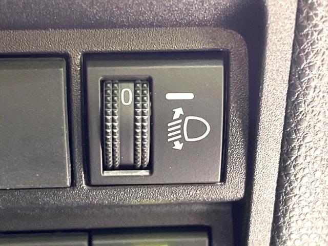 ヤリス ハイブリッドＸ　バックカメラ　衝突被害軽減システム　レーダークルーズ　禁煙車　ビルトインＥＴＣ　車線逸脱警報　オートライト　オートエアコン　Ｂｌｕｅｔｏｏｔｈ（58枚目）