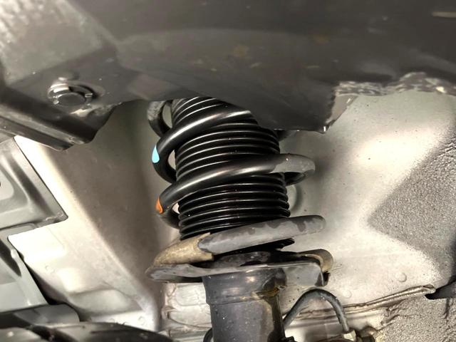 ノート ｅ－パワー　Ｂ　ＳＤナビ　全周囲カメラ　ｂｌｕｅｔｏｏｔｈ　ドラレコ　ＥＴＣ　デジタルインナーミラー　禁煙車　オートライト　オートエアコン　スマートキー　電動格納ミラー　バニティミラー　車線逸脱警報（20枚目）