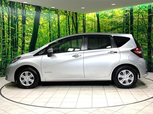 ノート ｅ－パワー　Ｂ　ＳＤナビ　全周囲カメラ　ｂｌｕｅｔｏｏｔｈ　ドラレコ　ＥＴＣ　デジタルインナーミラー　禁煙車　オートライト　オートエアコン　スマートキー　電動格納ミラー　バニティミラー　車線逸脱警報（54枚目）