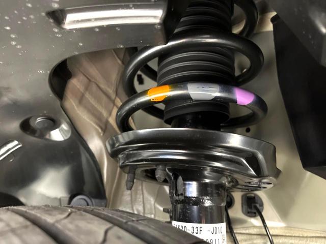 フリード クロスター 登録済未使用車 両側電動ドア 衝突被害軽減システム レーダークルーズ ハーフレザーシート シートヒーター コーナーセンサー LEDヘッド オートハイビーム 車線逸脱警報 オートライト オートエアコン(20枚目)