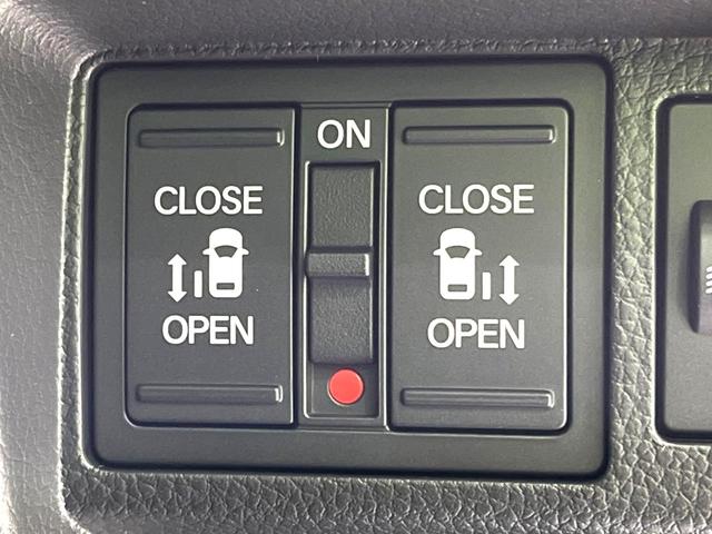 ステップワゴン e:HEVスパーダ 登録済未使用車 両側電動スライドドア 純正11.4型ナビ バックカメラ 衝突軽減 レーダークルーズ パドルシフト 電動リアゲート ハーフレザーシート コーナーセンサー LEDヘッド オートハイビーム(5枚目)