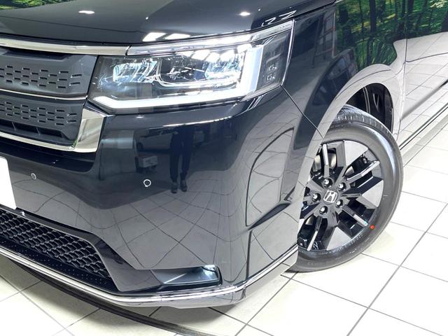 ステップワゴン e:HEVスパーダ 登録済未使用車 両側電動スライドドア 純正11.4型ナビ バックカメラ 衝突軽減 レーダークルーズ パドルシフト 電動リアゲート ハーフレザーシート コーナーセンサー LEDヘッド オートハイビーム(13枚目)