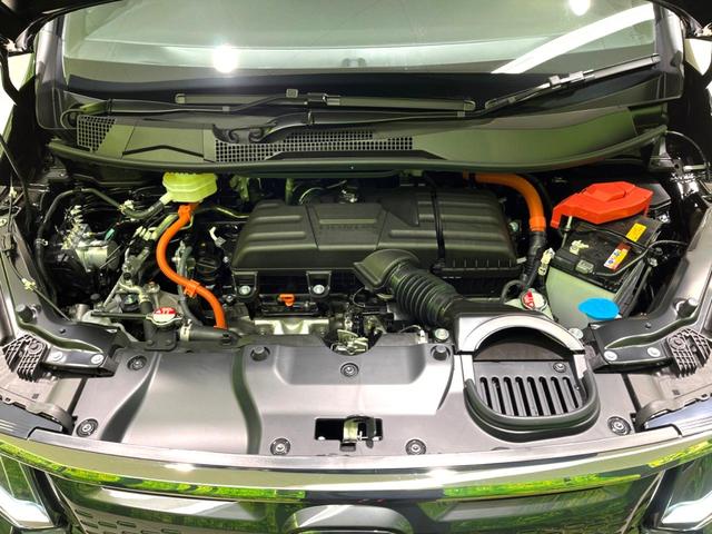 ステップワゴン e:HEVスパーダ 登録済未使用車 両側電動スライドドア 純正11.4型ナビ バックカメラ 衝突軽減 レーダークルーズ パドルシフト 電動リアゲート ハーフレザーシート コーナーセンサー LEDヘッド オートハイビーム(19枚目)