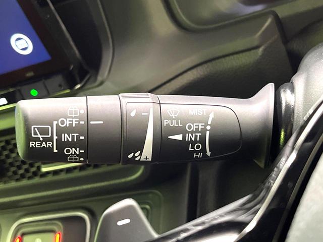 ステップワゴン e:HEVスパーダ 登録済未使用車 両側電動スライドドア 純正11.4型ナビ バックカメラ 衝突軽減 レーダークルーズ パドルシフト 電動リアゲート ハーフレザーシート コーナーセンサー LEDヘッド オートハイビーム(26枚目)