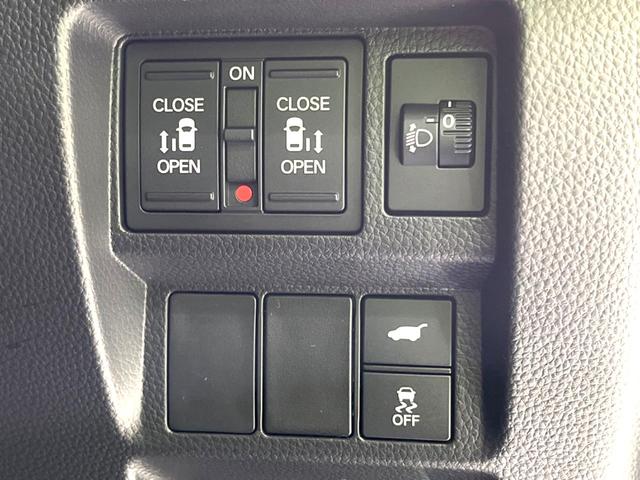 ステップワゴン e:HEVスパーダ 登録済未使用車 両側電動スライドドア 純正11.4型ナビ バックカメラ 衝突軽減 レーダークルーズ パドルシフト 電動リアゲート ハーフレザーシート コーナーセンサー LEDヘッド オートハイビーム(38枚目)