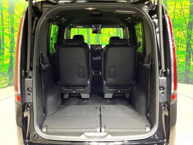 ステップワゴン e:HEVスパーダ 登録済未使用車 両側電動スライドドア 純正11.4型ナビ バックカメラ 衝突軽減 レーダークルーズ パドルシフト 電動リアゲート ハーフレザーシート コーナーセンサー LEDヘッド オートハイビーム(54枚目)