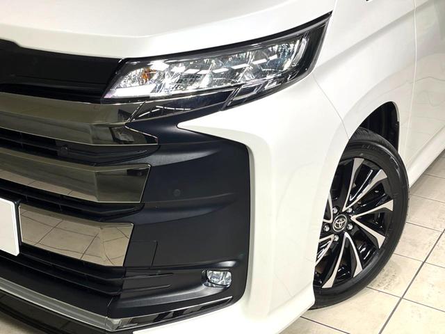 ノア ハイブリッドS-Z 純正ナビ10インチ 後席モニター 衝突被害軽減システム 両側電動スライドドア レーダークルーズ ETC2.0 ドラレコ ハーフレザーシート コーナーセンサー LEDヘッドライト 車線逸脱防止装置(13枚目)