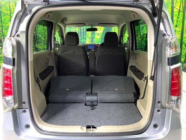 普段のお買い物や通勤、送迎等に十分な荷室スペースを確保しております。セカンドシートを倒すと、大きな荷物の積載も可能です♪