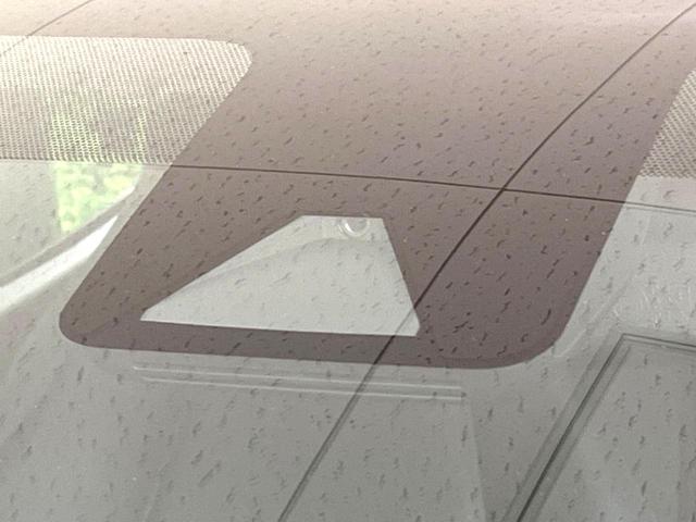 アクア X 純正ナビ バックカメラ 衝突被害軽減システム レーダークルーズ スマートキー LEDヘッドライト ビルトインETC オートハイビーム 車線逸脱警報 オートライト オートエアコン Bluetooth(3枚目)