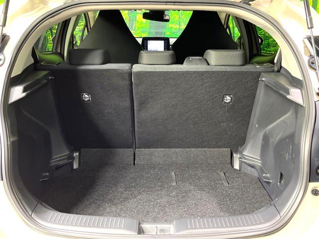 アクア X 純正ナビ バックカメラ 衝突被害軽減システム レーダークルーズ スマートキー LEDヘッドライト ビルトインETC オートハイビーム 車線逸脱警報 オートライト オートエアコン Bluetooth(10枚目)