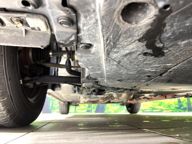 アクア X 純正ナビ バックカメラ 衝突被害軽減システム レーダークルーズ スマートキー LEDヘッドライト ビルトインETC オートハイビーム 車線逸脱警報 オートライト オートエアコン Bluetooth(23枚目)