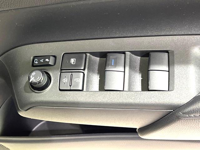 アクア X 純正ナビ バックカメラ 衝突被害軽減システム レーダークルーズ スマートキー LEDヘッドライト ビルトインETC オートハイビーム 車線逸脱警報 オートライト オートエアコン Bluetooth(36枚目)