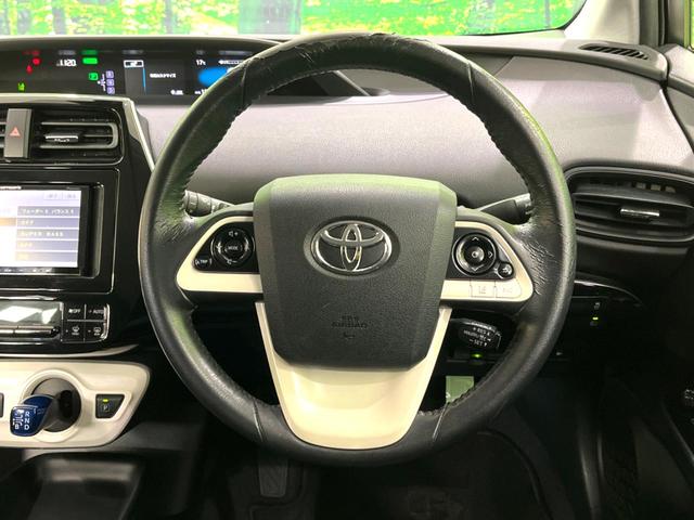 プリウス S 衝突軽減装置 ナビゲーション バックカメラ レーダークルーズコントロール オートハイビーム ETC シートリフター ステアリングスイッチ 革巻きステアリング LEDヘッドライト オートライト(12枚目)