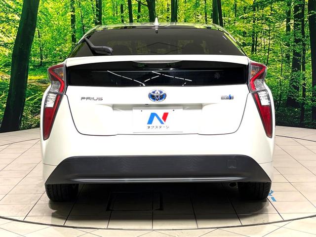 プリウス S 衝突軽減装置 ナビゲーション バックカメラ レーダークルーズコントロール オートハイビーム ETC シートリフター ステアリングスイッチ 革巻きステアリング LEDヘッドライト オートライト(16枚目)